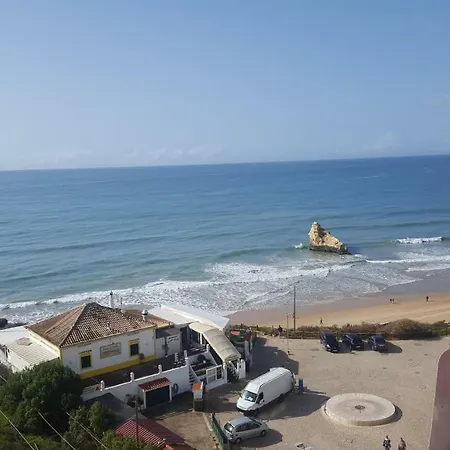 Sea View Apartment *